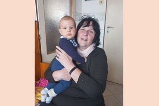 Osmiletý Vojta a tříletý Štěpánek přišli o maminku a bez léčby přijdou i o babičku s nádorem mozku - Novinky